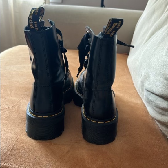 Dr martens platform boots - Picture 3 of 6